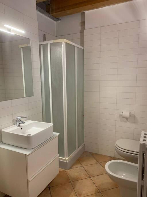 Ferienwohnung Casa Annais In Zona Ospedale, Autodromo, Parco Monza Exterior foto